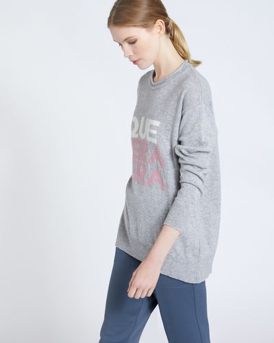 Carolyn Donnelly The Edit Que Sera Slogan Sweater